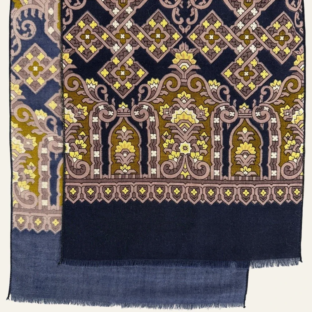 Vintage 70s Mens Wool Scarf Navy Gold Psychedelic Paisley Fringed 56x11